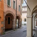 San Pietro Suite, Terrazza Privata , Apartamento *